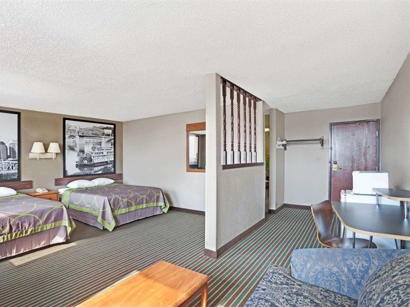 Super 8 By Wyndham Nashville/ Dntn/ Opryland Area Екстер'єр фото