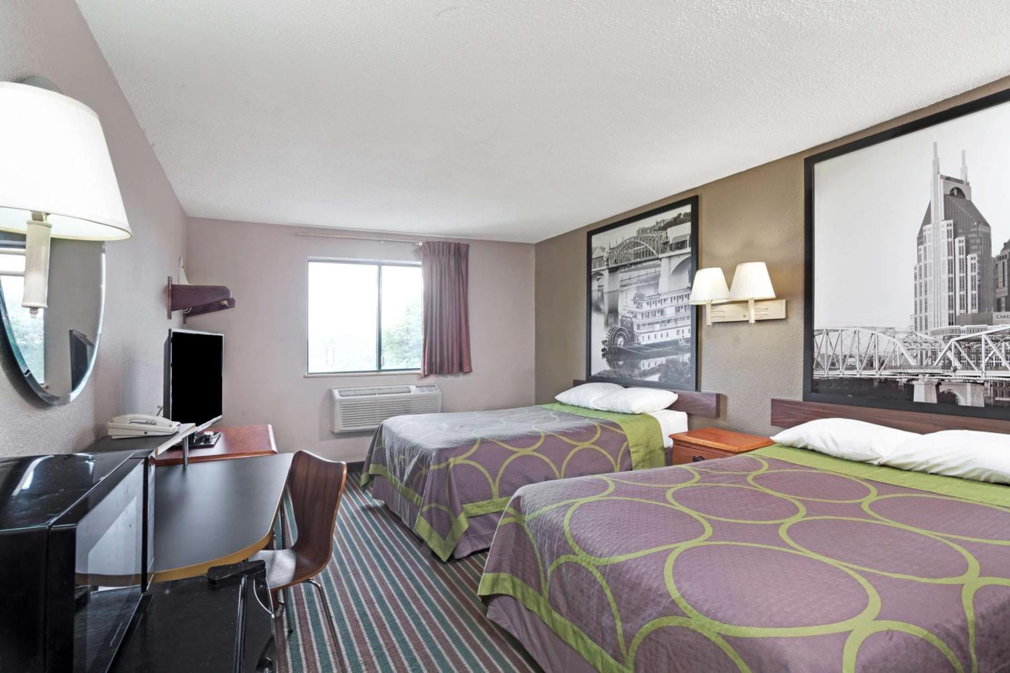 Super 8 By Wyndham Nashville/ Dntn/ Opryland Area Екстер'єр фото