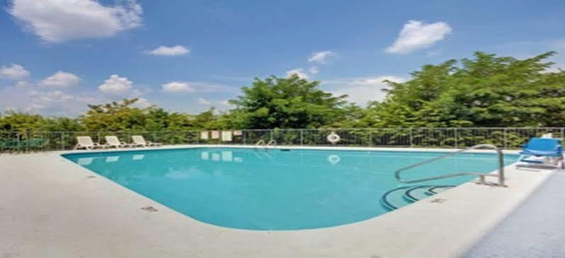 Super 8 By Wyndham Nashville/ Dntn/ Opryland Area Екстер'єр фото